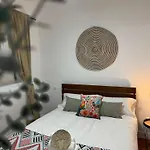 Lupita, En El Centro De * ויגו