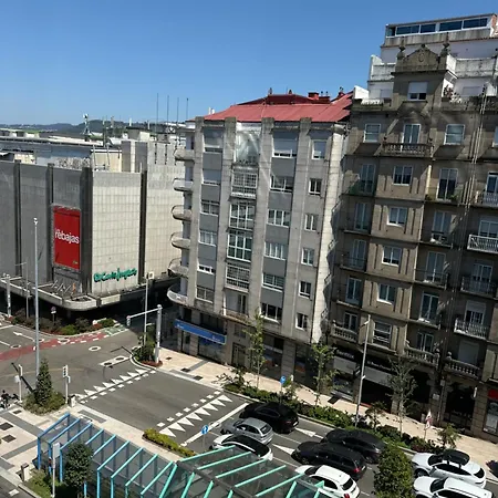 Lupita, En El Centro De