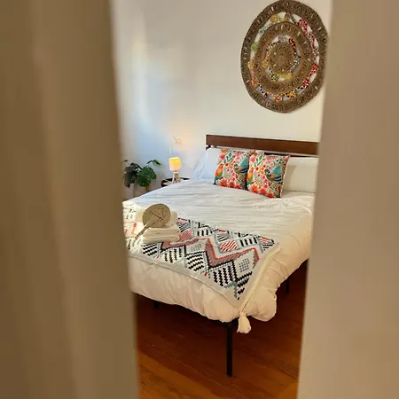 Lupita, En El Centro De *