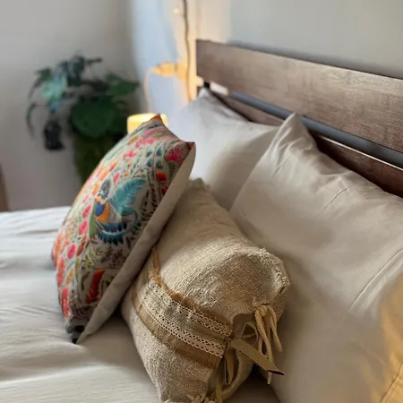 Apartamento Lupita, En El Centro De *