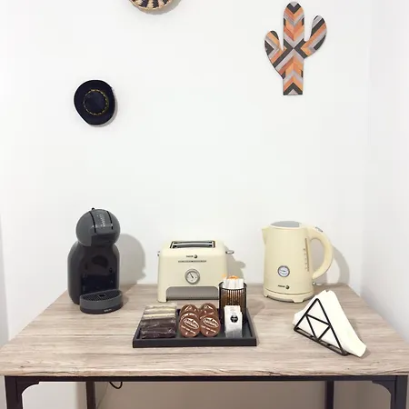 Lupita, En El Centro De *