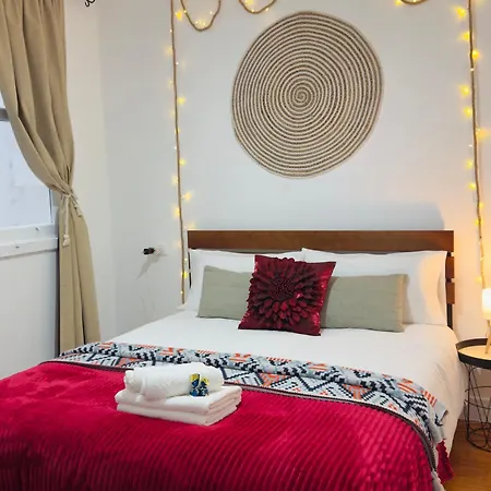 Lupita, En El Centro De Apartamento Vigo