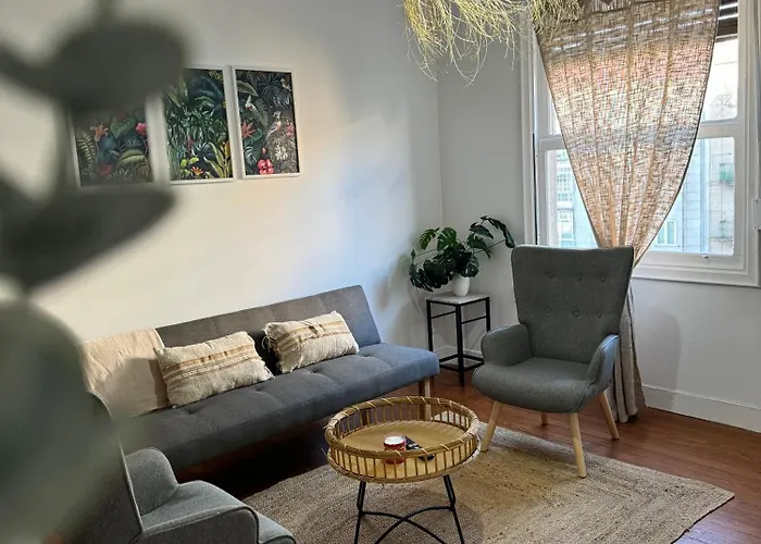 Lupita, En El Centro De Βίγκο