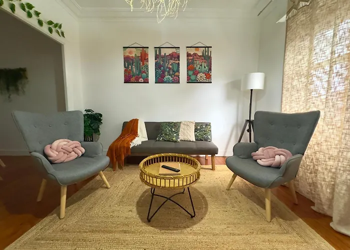 Lupita, En El Centro De